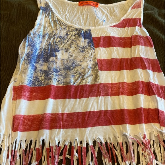 5 tank tops. XS(2) S(1) M(2) - Picture 10 of 10